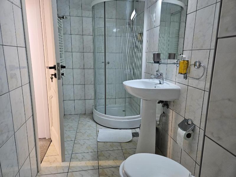 Superior Suite image 2