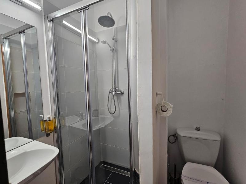 Single Room image 3
