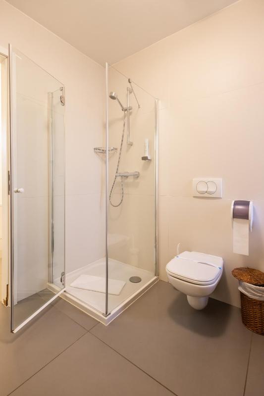One-Bedroom Apartment image 3