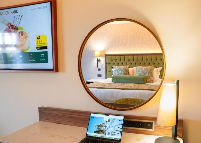Carden Park Hotel Golf Resort and Spa - image 3