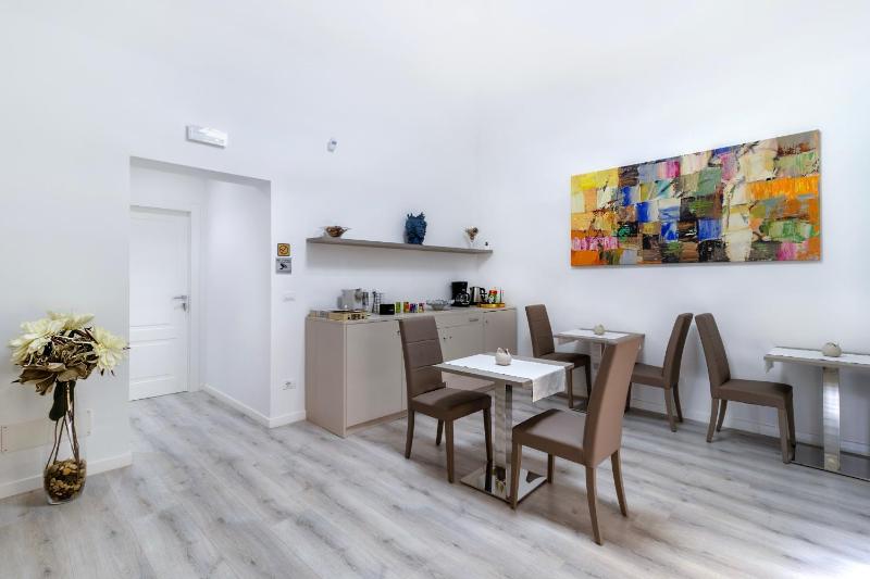 Heart City Rooms - image 18