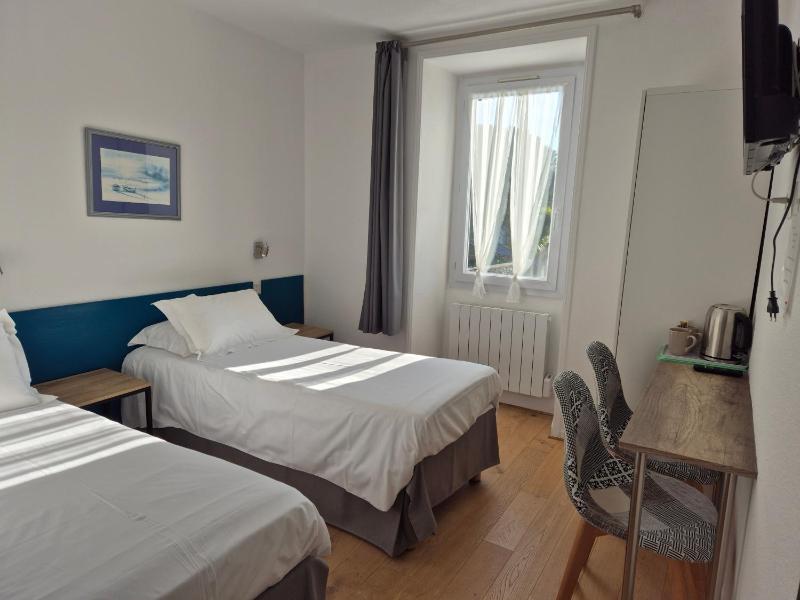 Double or Twin Room image 1