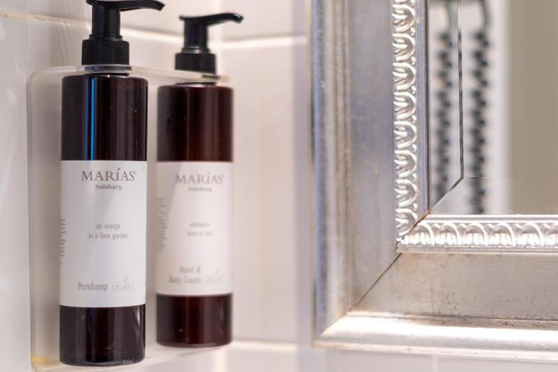 Standard Double Room image 1