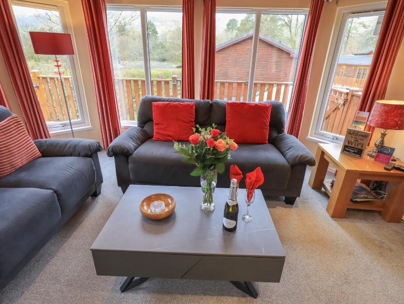 Striding Edge Lodge - image 9