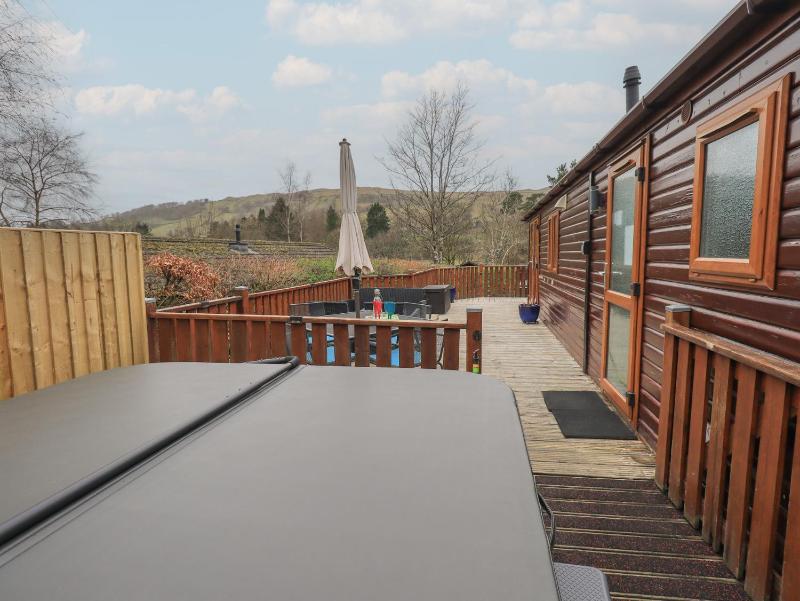 Striding Edge Lodge - image 20