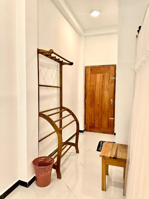 Tobby Home Stay - image 15