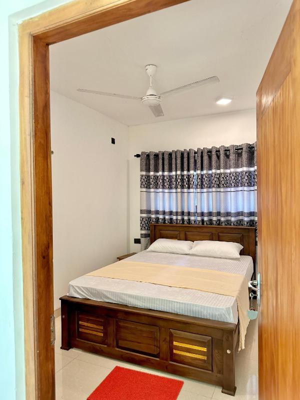 Tobby Home Stay - image 14