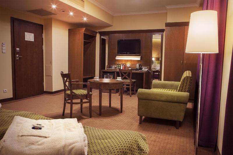 GRAND HOTEL Kielce - image 23