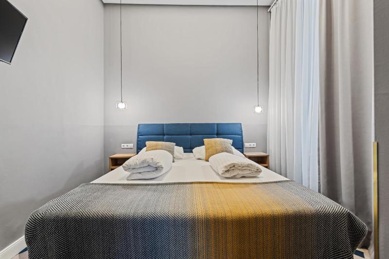 KH Opera Apartments - image 10