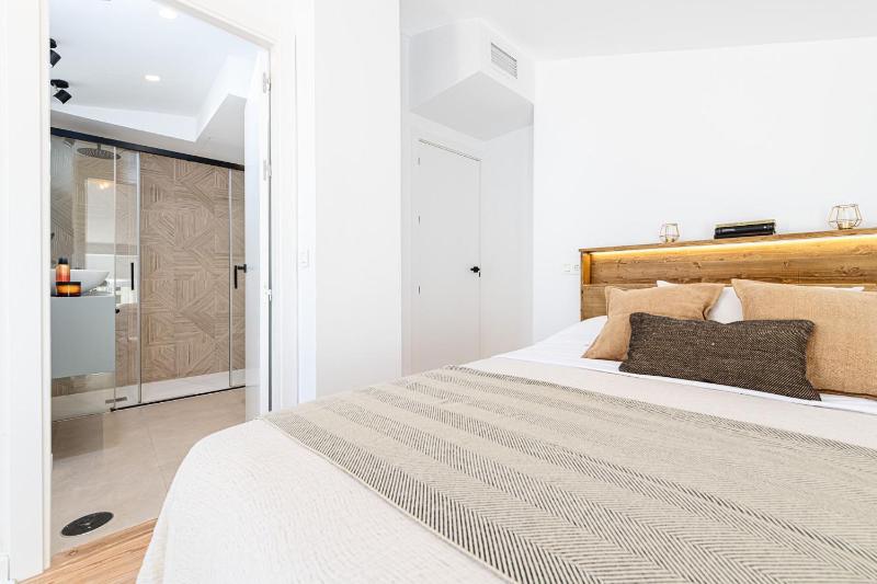 Skandiloft in Malaga by Solaga Holiday Homes - image 13