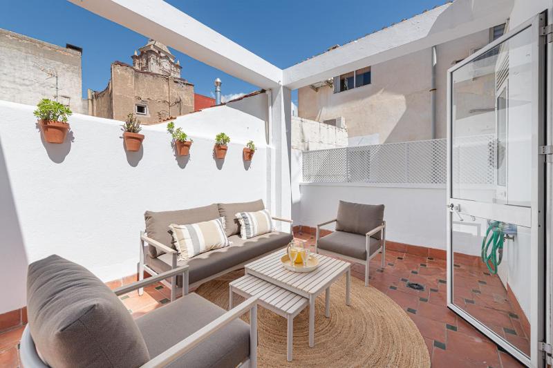 Skandiloft in Malaga by Solaga Holiday Homes - image 4