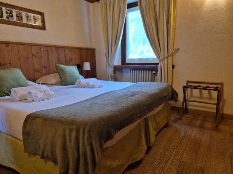 Double Room image 3