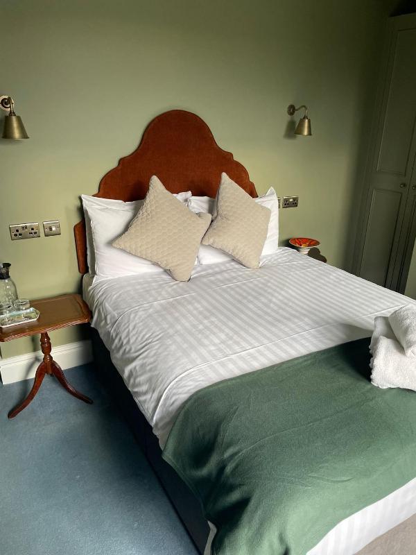 Standard Double Room image 1