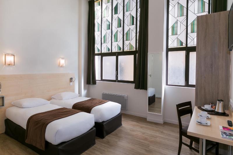 Hotel Foch Nancy Gare - image 1