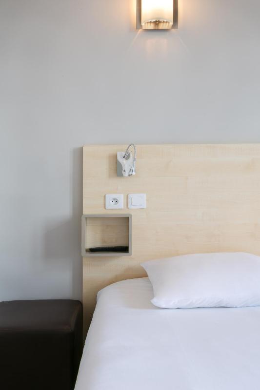Hotel Foch Nancy Gare - image 7