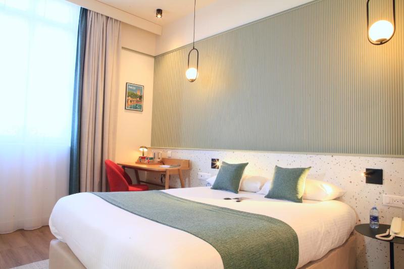 Premium Room - Castle View image 4