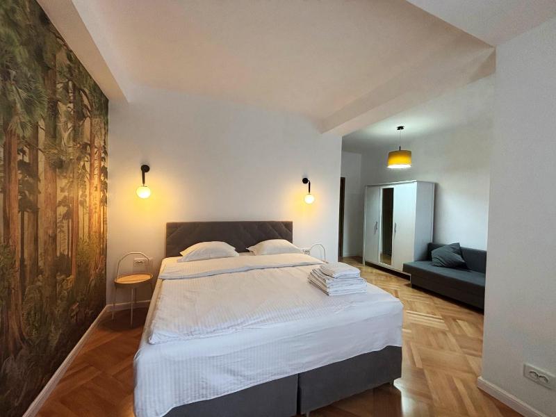 Double Room image 3