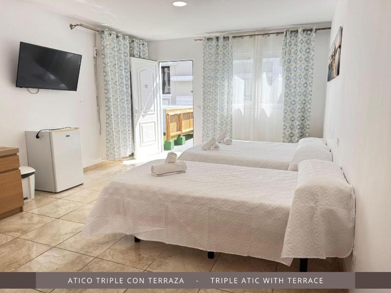 Penthouse Room image 3