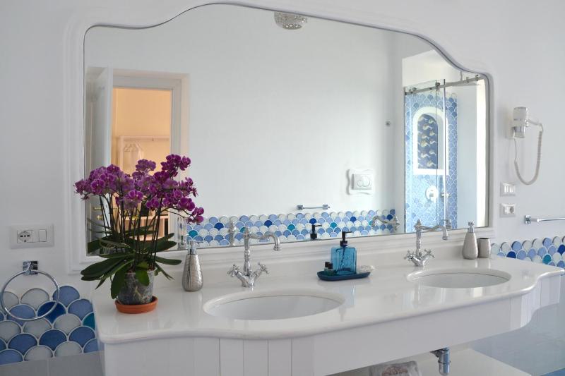 Villa Santa Chiara Positano Suites - image 7