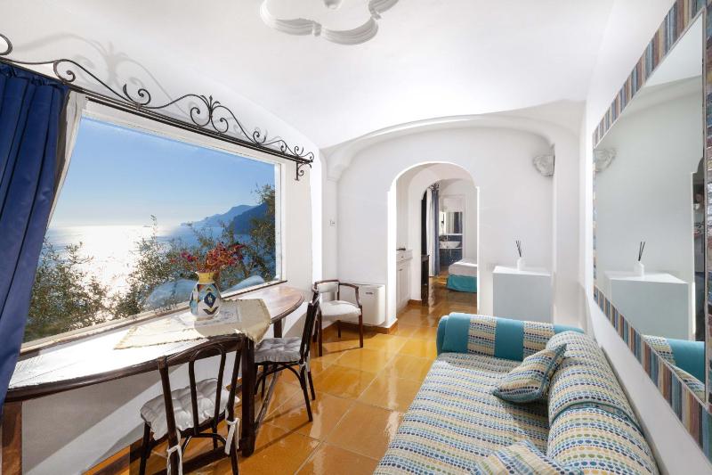 Amore Rentals - Villa Le Sirene - image 50