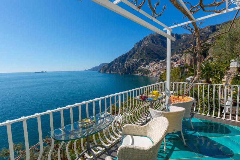 Amore Rentals - Villa Le Sirene - image 48