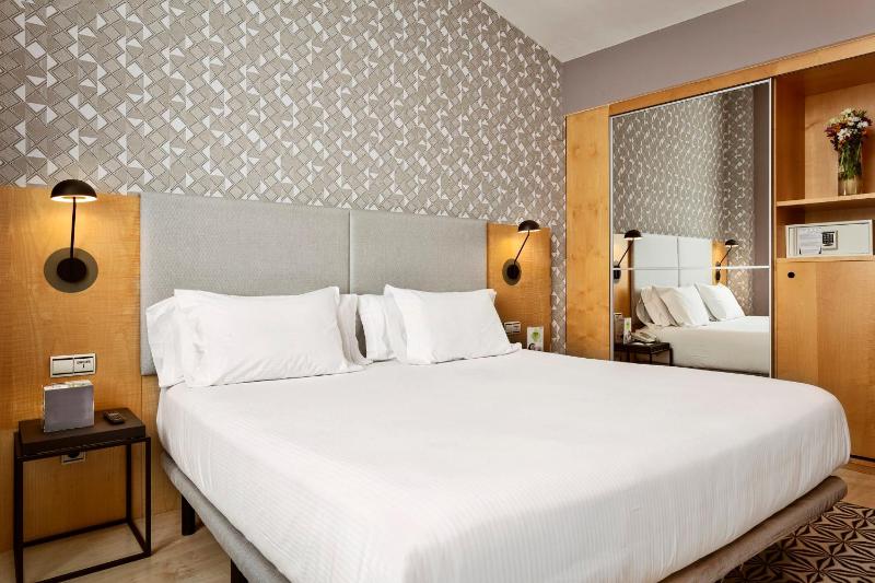 Boutique Room image 1