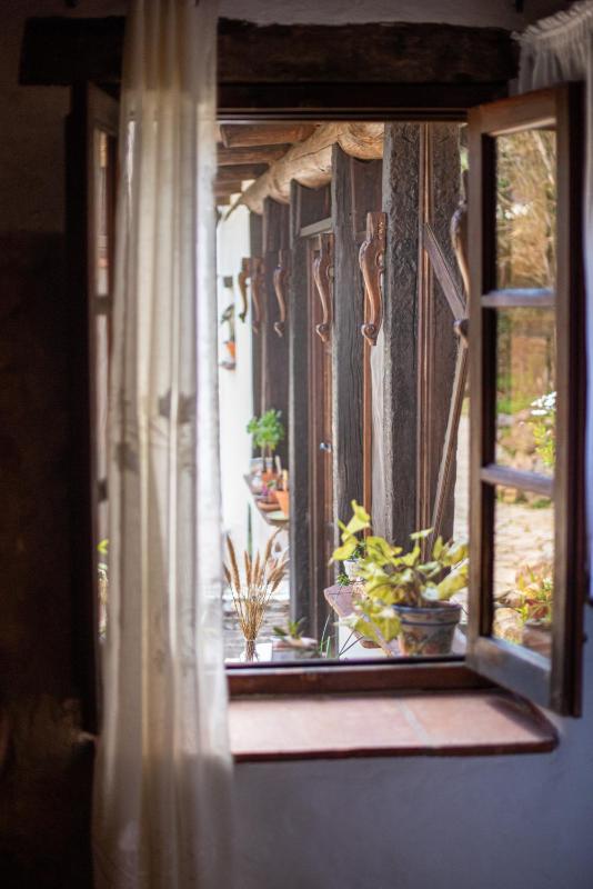 Deluxe Double or Twin Room image 2