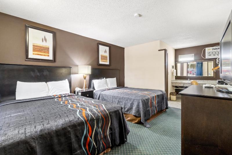 Double Room with Two Double Beds image 1