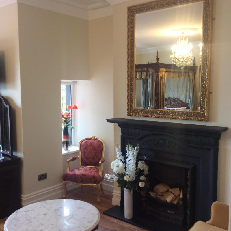 Superior Suite image 3