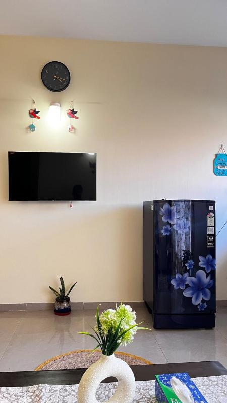 Radhey Bliss A Cozy Studio Home - image 36