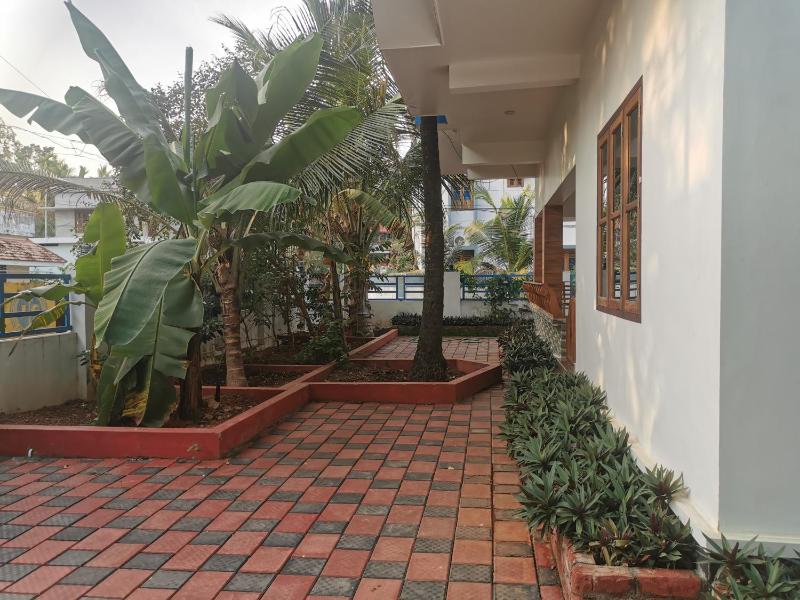 Tropical Villa - image 4