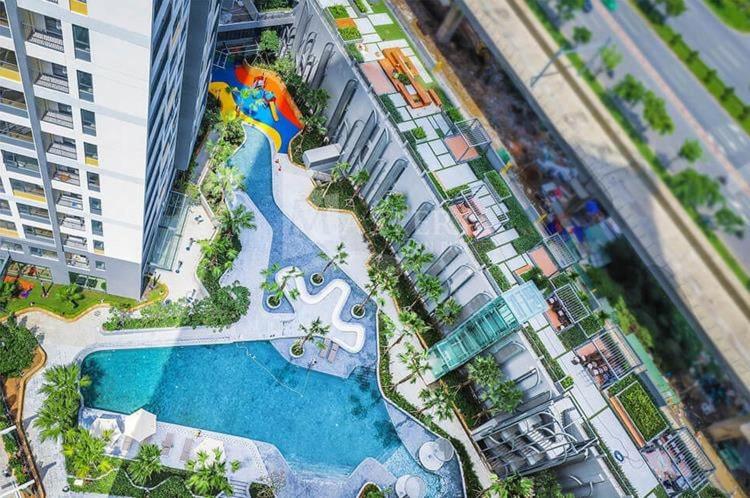 2 Bedroom River View Gym &Pool at Masteri An Phu - image 6
