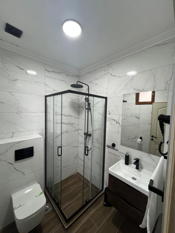 Deluxe Twin Room image 3