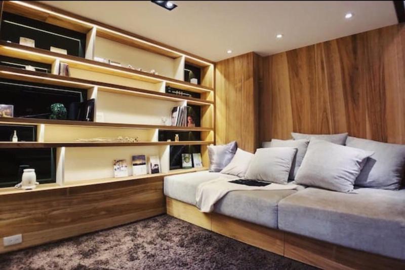 Modern Style Apt XinYi - image 6