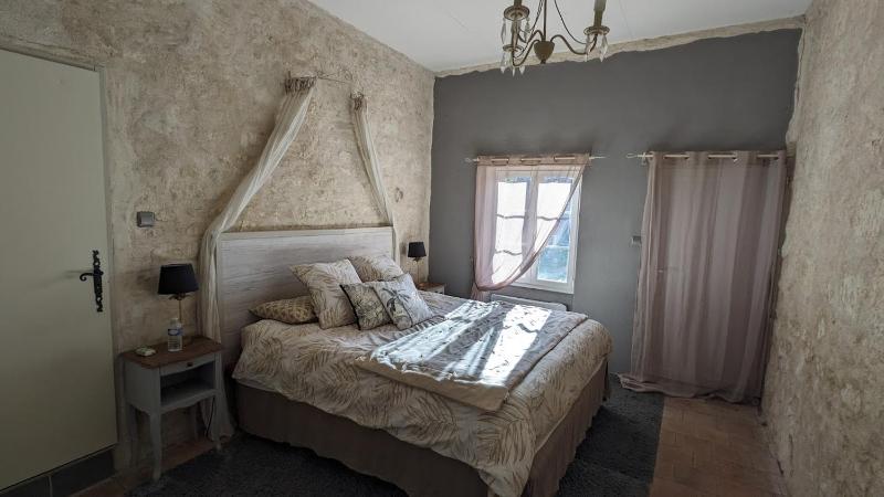 Suite with Garden View image 4