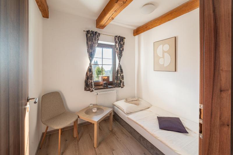 Luxury Triple Room image 3