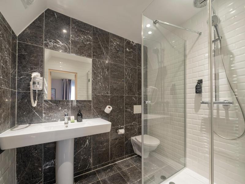 Classic Triple Room image 3