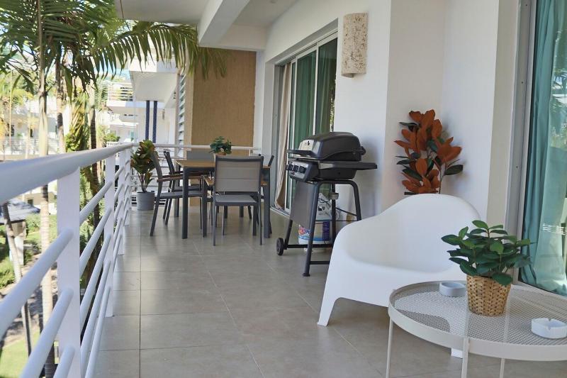 Charming TSI Punta Cana with Spacious Interior - image 9