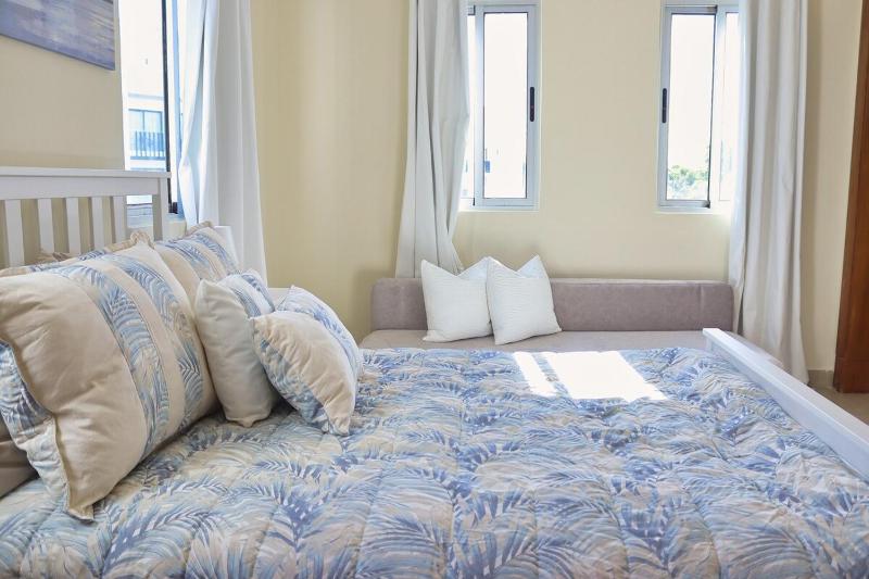 Charming TSI Punta Cana with Spacious Interior - image 12