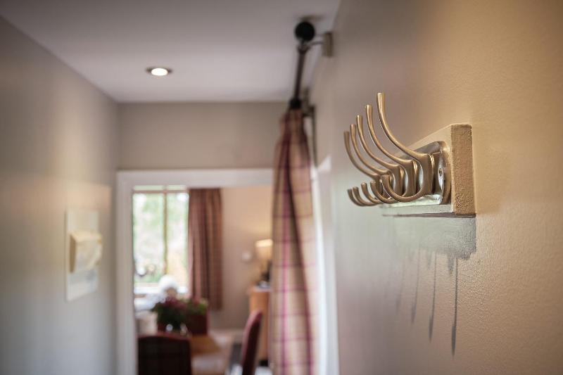 Merrydale Cottage - image 7