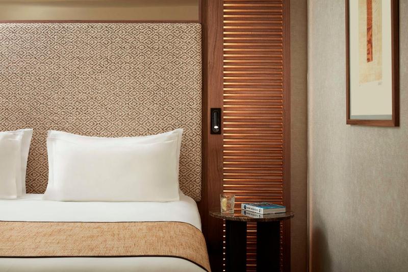 Superior Double or Twin Room with Terrace with Extra Bed (2 Adults + 1 Child) image 4