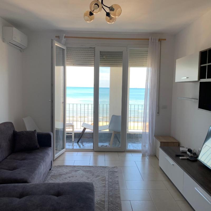 Direct sea view - image 5