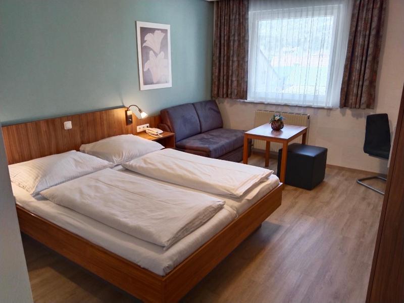 Standard Double Room image 1
