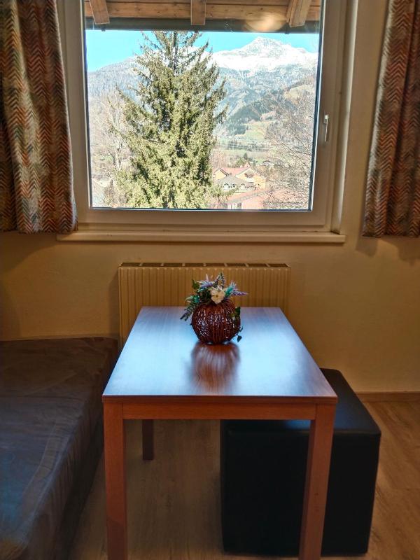 Standard Double Room image 3