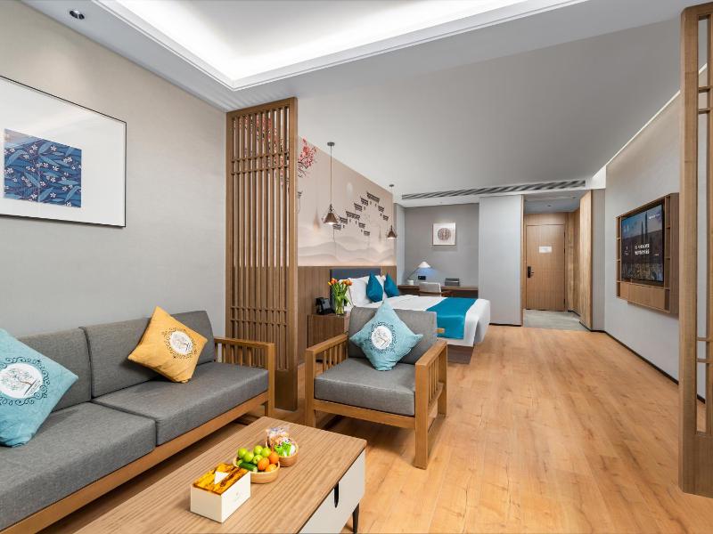MEHOOD LESTIE Hotel Nanjing Olympic Sports International Expo Center - image 5