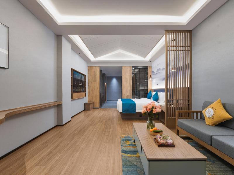 MEHOOD LESTIE Hotel Nanjing Olympic Sports International Expo Center - image 4