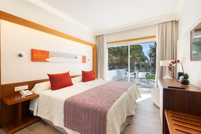 Economy Double Room image 2
