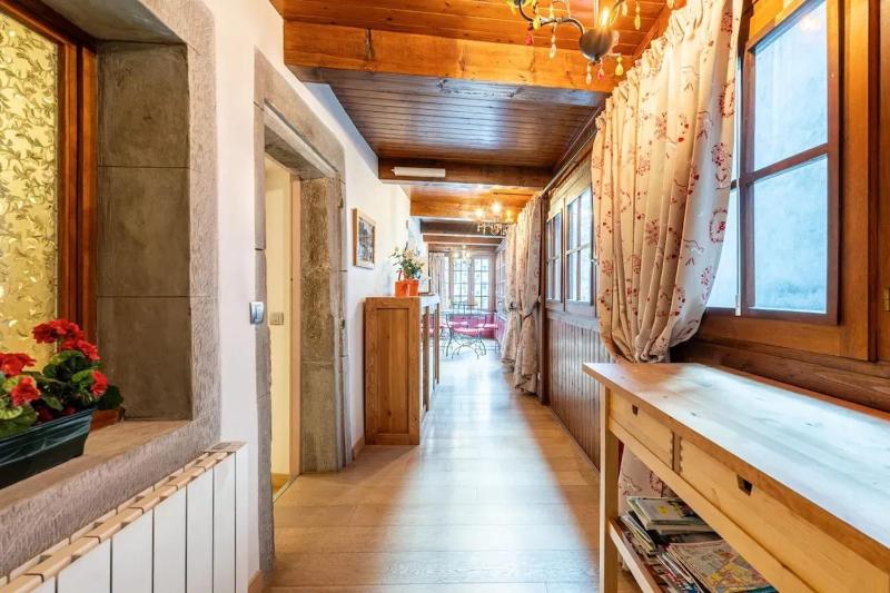 Appartement chaleureux à Annecy 63 m² cheminée - image 15