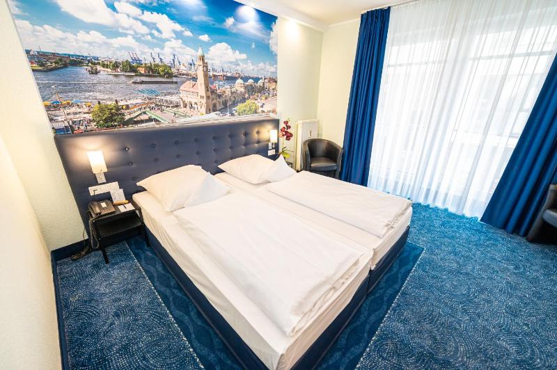 Superior Class image 4