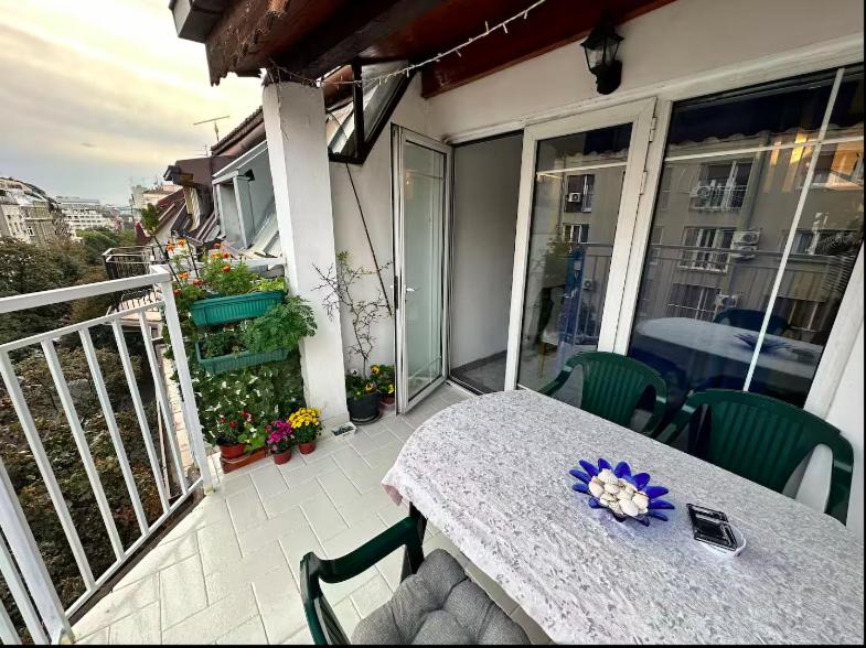 Huge Apartment 100sqm - image 7